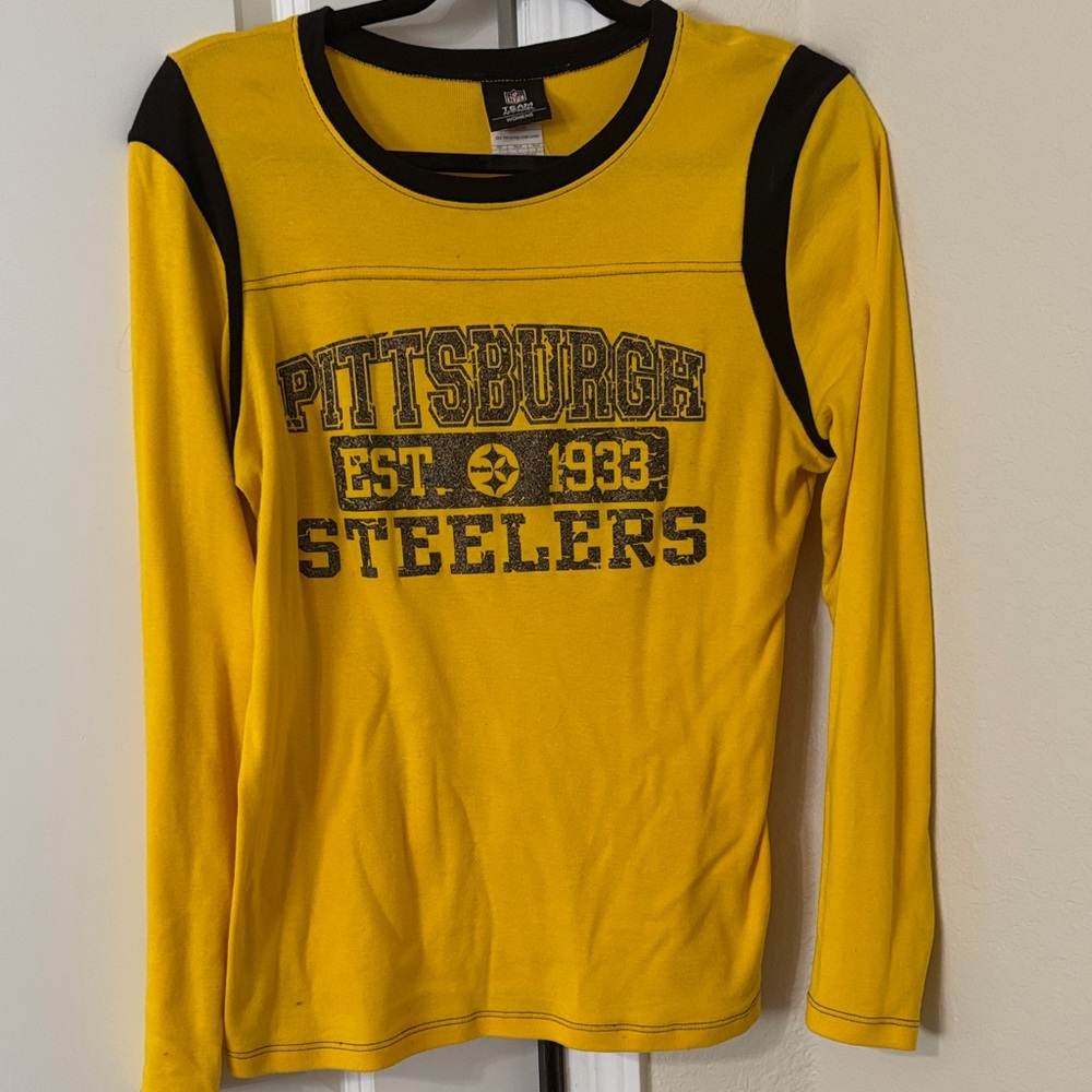 NFL Team Apparel Women's Yellow and Black Shirt